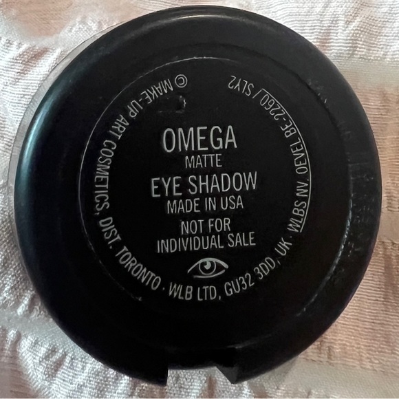 MAC Cosmetics • Eyeshadow BUNDLE • Used Once - Picture 2 of 5